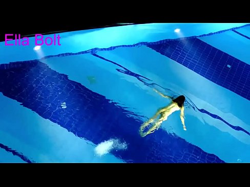 ❤️ Não consigo parar de observar, jovem loira apanhada nadando nua na piscina do resort ELLA BOLT ☑ Pornuts em pt-br.pornhills-com.ru ﹏